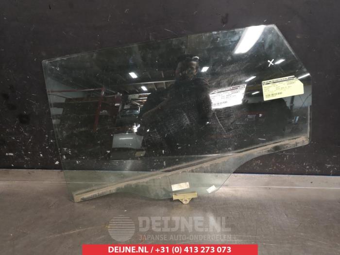 Hyundai I30 Portierruit 4Deurs links-achter O287326