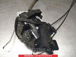 Nissan Juke Door lock mechanism 4-door, front left O279492 photo 3