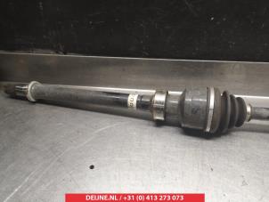 Mazda 3 Front drive shaft, right O318880 photo 3