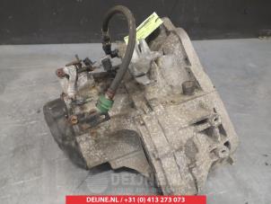 Suzuki SX-4 Gearbox O372853 photo 2