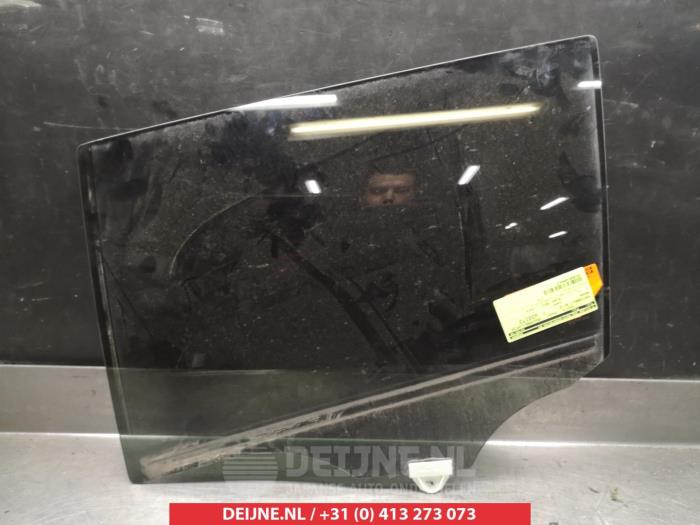 Mazda 6 Portierruit 4Deurs links-achter O287241
