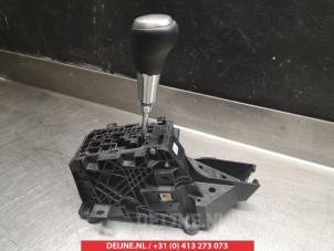 Toyota Rav-4 Automatic gear selector O374246 photo 3
