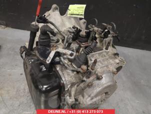Kia Magentis Gearbox O372174 photo 3