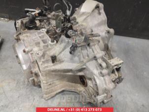Kia Magentis Gearbox O372174 photo 2