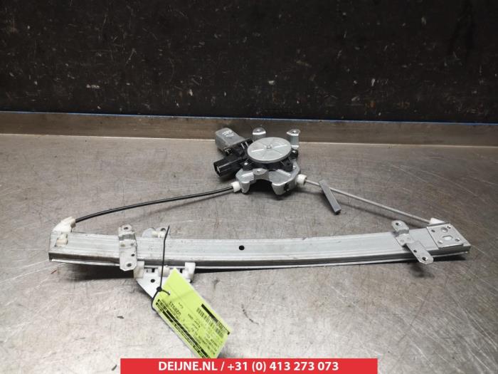 Mitsubishi Lancer Window mechanism 4-door, front right O276804