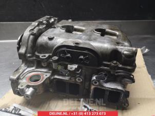 Subaru Forester Cilinderkop O352190 foto 4