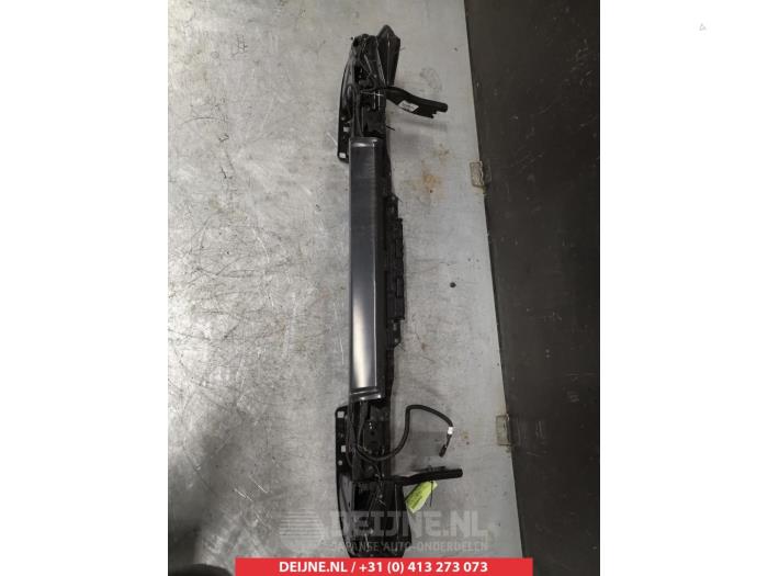 Toyota Hilux Stoßstangeträger hinten O293257