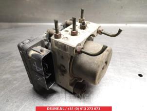 Gebruikte ABS Pomp Mitsubishi Outlander (CU) 2.0 16V 4x4 Prijs € 50,00 Margeregeling aangeboden door V.Deijne Jap.Auto-onderdelen BV