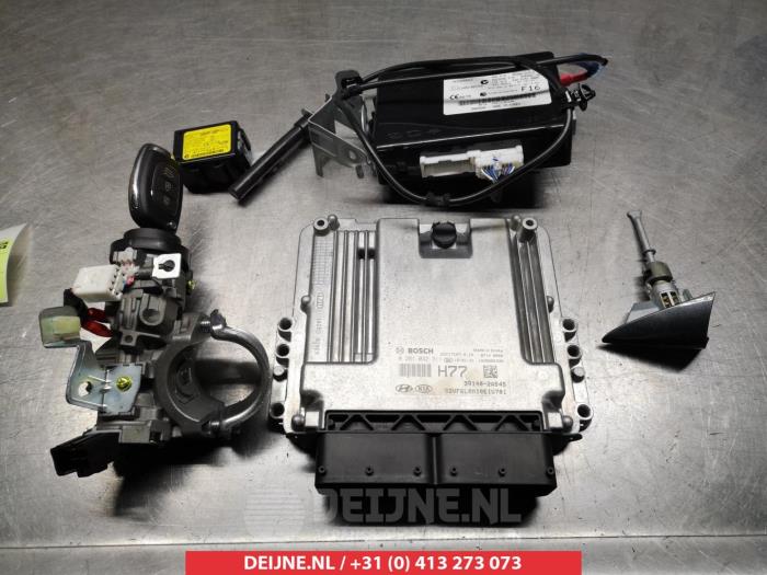 Gebruikte Computer Motormanagement Hyundai i40 CW (VFC) 1.7 CRDi 16V Prijs € 150,00 Margeregeling aangeboden door V.Deijne Jap.Auto-onderdelen BV