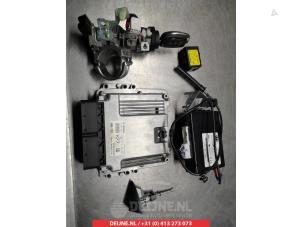 Hyundai I40 Ignition lock + key O334992 photo 2