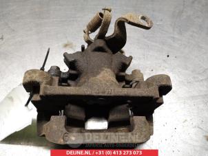 Mitsubishi Outlander Rear brake calliper, right O377144 photo 2