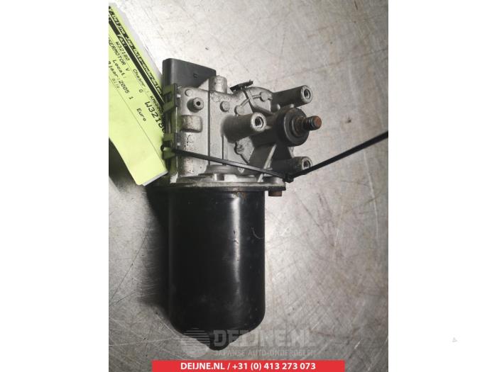 Hyundai Coupe Ruitenwissermotor voor O348562
