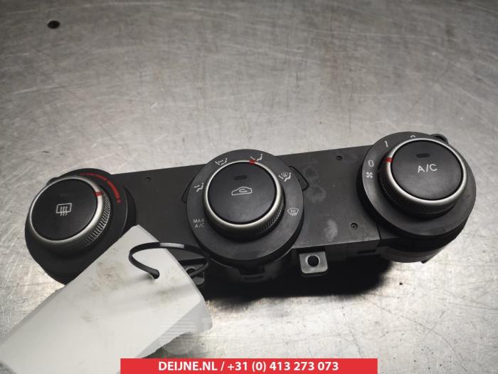 Kia Ceed Heater control panel O305885