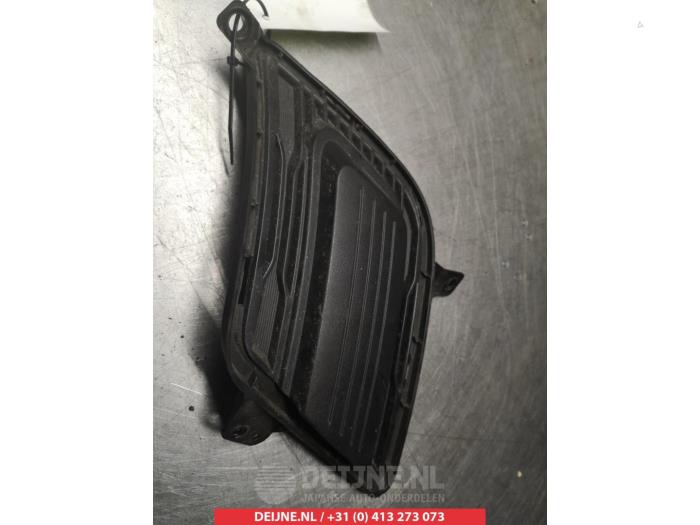 Kia Ceed Bumper grille O264440