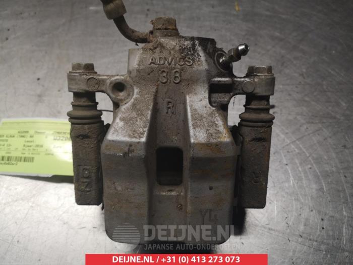 Toyota Rav-4 Bremszange rechts hinten O377384
