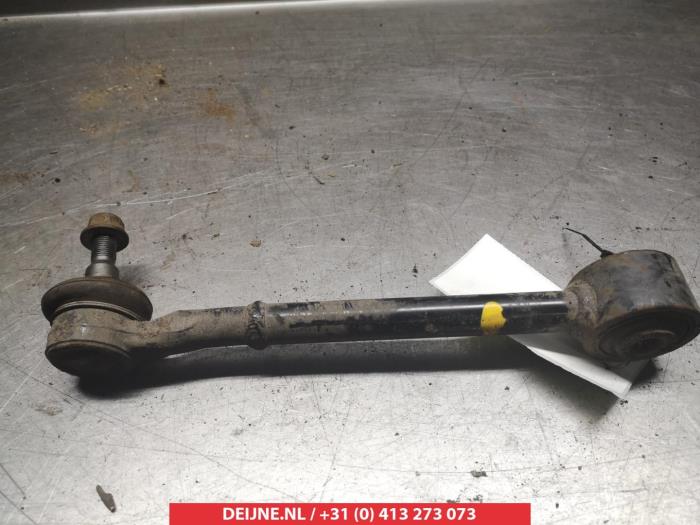 Toyota Rav-4 Draagarm rechts-achter O384810
