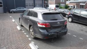Toyota Avensis Portier 4Deurs links-achter O285845 foto 2
