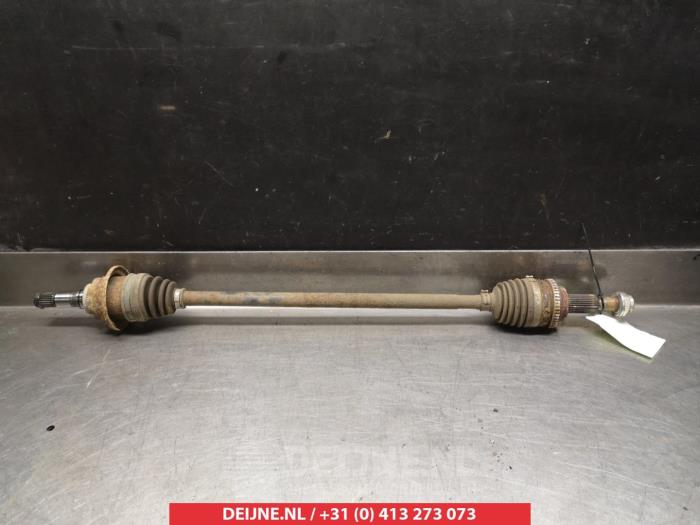 Gebruikte Aandrijfas rechts-achter Mazda CX-5 I (KE,GH) 2.2 Skyactiv D 150 16V 4WD Prijs € 100,00 Margeregeling aangeboden door V.Deijne Jap.Auto-onderdelen BV
