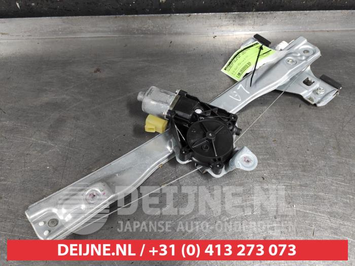 Chevrolet Cruze Ruitmechaniek 4Deurs links-achter O290209