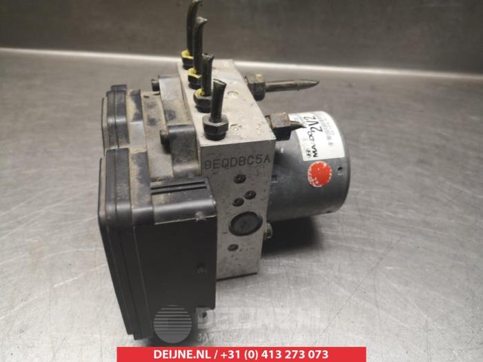 Hyundai Veloster ABS Pomp O337413
