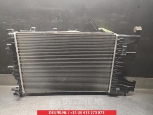 Gebruikte Radiateur Chevrolet Cruze 1.8 16V VVT Prijs op aanvraag aangeboden door V.Deijne Jap.Auto-onderdelen BV