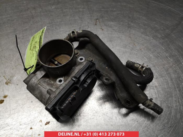 Toyota Avensis Gasklephuis O356387