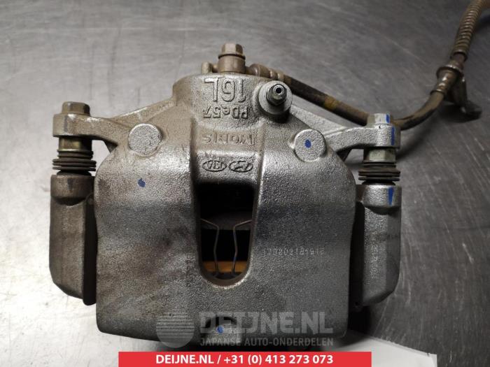 Hyundai I30 Front brake calliper, left O324797