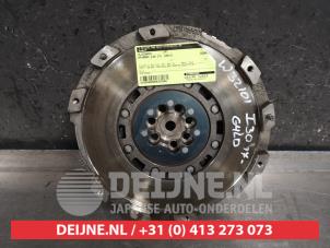 Gebruikte Vliegwiel Hyundai i30 (PDEB5/PDEBB/PDEBD/PDEBE) 1.4 T-GDI 16V Prijs € 75,00 Margeregeling aangeboden door V.Deijne Jap.Auto-onderdelen BV