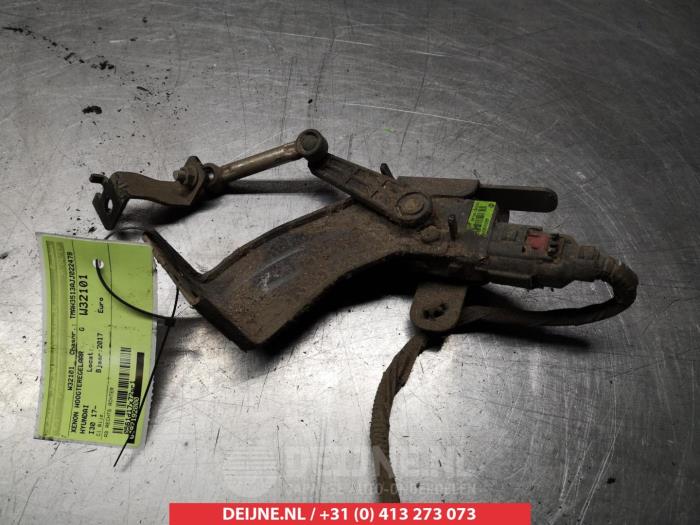Hyundai I30 Xenon height adjustment O266820