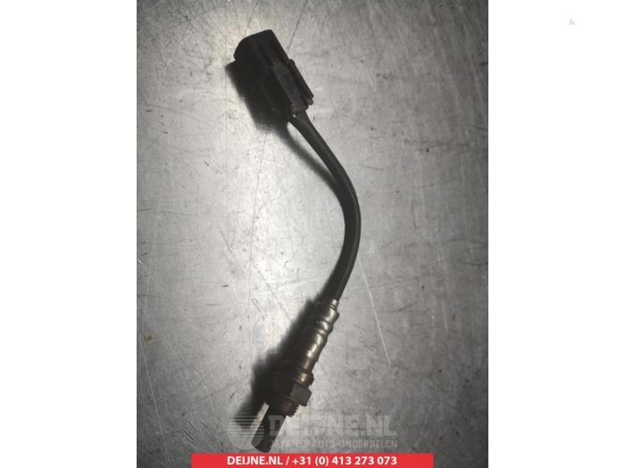 Gebruikte Lambda Sonde Kia Carnival/Grand Carnival 3 2.7 V6 24V Prijs € 25,00 Margeregeling aangeboden door V.Deijne Jap.Auto-onderdelen BV