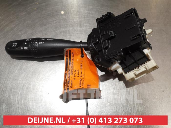 Daihatsu Sirion Licht Schalter O307136