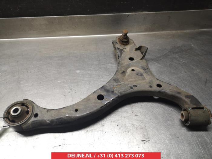 Kia Sorento Draagarm onder rechts-voor O382386