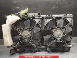Subaru Forester Radiateur O339688 foto 2