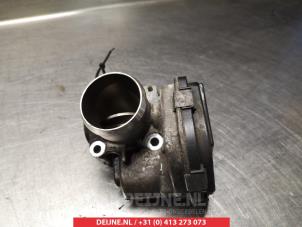 Mazda 3 Gasklephuis O356080 foto 2