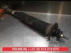 Nissan 350 Z Stoßdämpfer rechts hinten O379354 foto 2