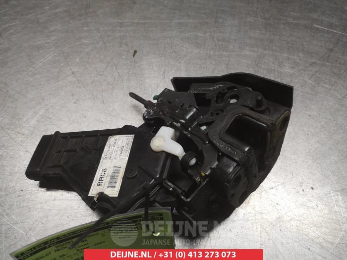 Kia Magentis Deurslot Mechaniek 4Deurs rechts-achter O281561