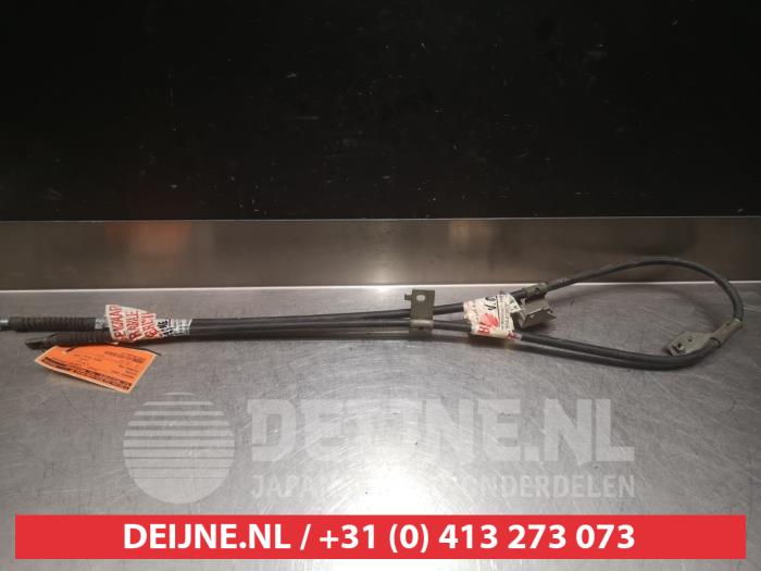 Gebruikte Handrem Kabel Nissan Primera (P11) Prijs € 25,00 Margeregeling aangeboden door V.Deijne Jap.Auto-onderdelen BV