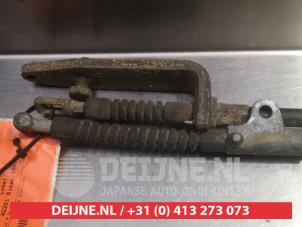 Nissan Primera Parking brake cable O377495 photo 2