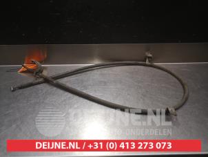 Gebruikte Handrem Kabel Nissan Primera Wagon (W10) 2.0i 16V SPi Kat. Prijs € 20,00 Margeregeling aangeboden door V.Deijne Jap.Auto-onderdelen BV