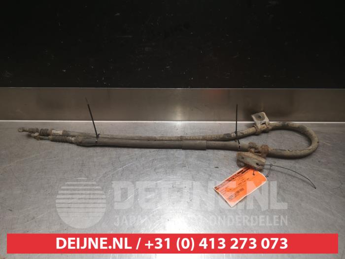 Gebruikte Handrem Kabel Nissan Sunny (N13) Prijs € 25,00 Margeregeling aangeboden door V.Deijne Jap.Auto-onderdelen BV