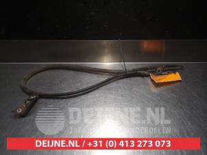 Gebruikte Handrem Kabel Nissan 200 SX (S14) 2.0 Turbo 16V Prijs € 30,00 Margeregeling aangeboden door V.Deijne Jap.Auto-onderdelen BV