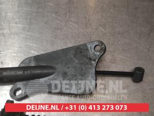 Nissan Almera Parking brake cable O377490 photo 2