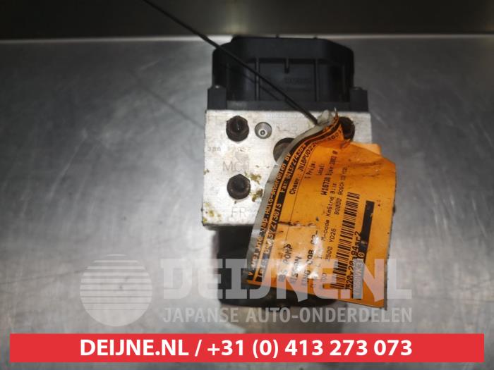 Gebruikte ABS Pomp Nissan King Cab/Pickup 4x4 (D22) 2.5 TDI 16V Prijs € 35,00 Margeregeling aangeboden door V.Deijne Jap.Auto-onderdelen BV