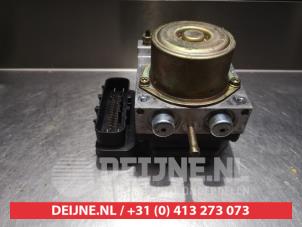 Nissan 350 Z ABS Pumpe O337673 foto 4