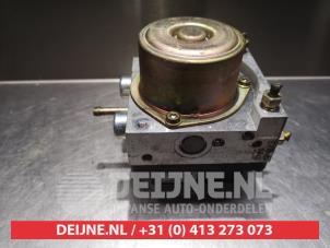 Nissan 350 Z ABS Pumpe O337673 foto 3