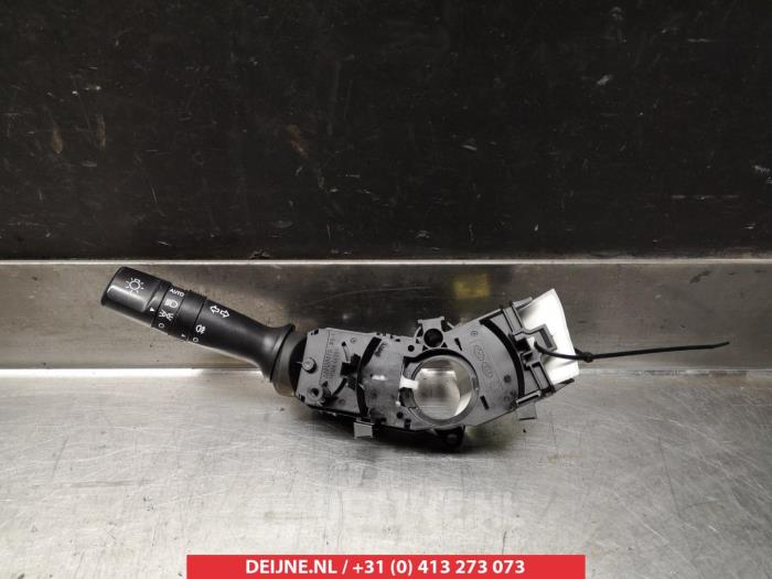 Kia Rio Light switch O306919