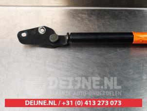 Daihatsu Young RV Gasdemper rechts-achter O295305 foto 2