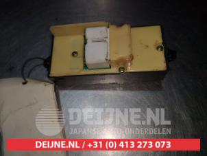 Daihatsu Cuore Multi-functional window switch O312205 photo 2
