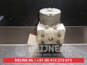 Nissan Primera ABS Pomp O337572 foto 4