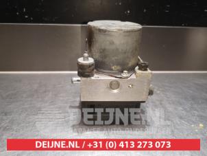 Nissan Primera ABS pump O337583 photo 2